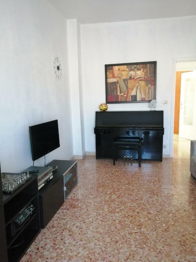 Apartamento Oasi Di Tranquillita Asti Exterior foto