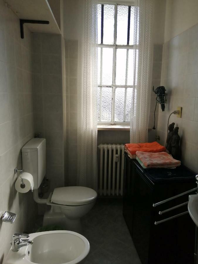 Apartamento Oasi Di Tranquillita Asti Exterior foto